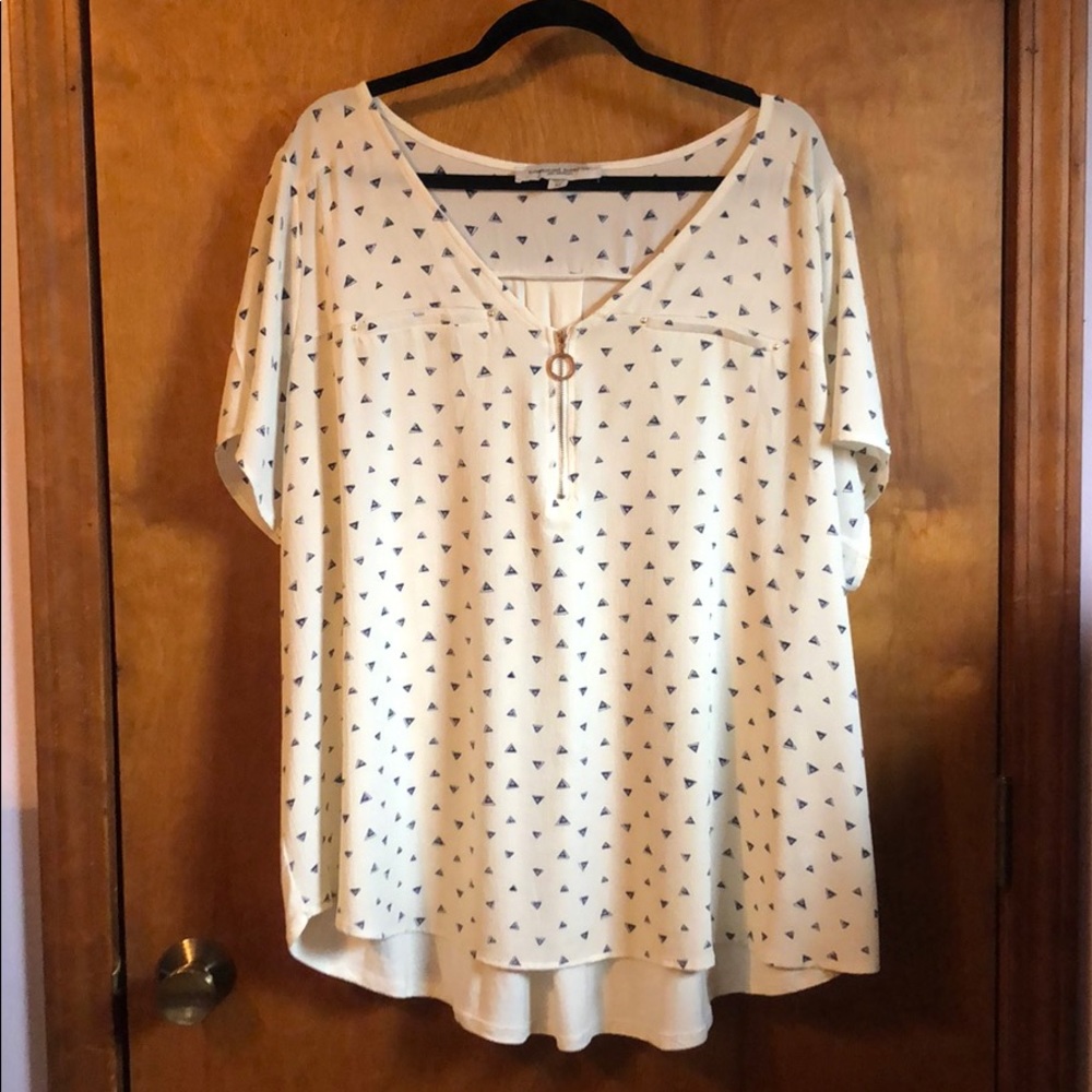 Off white dressy shirt